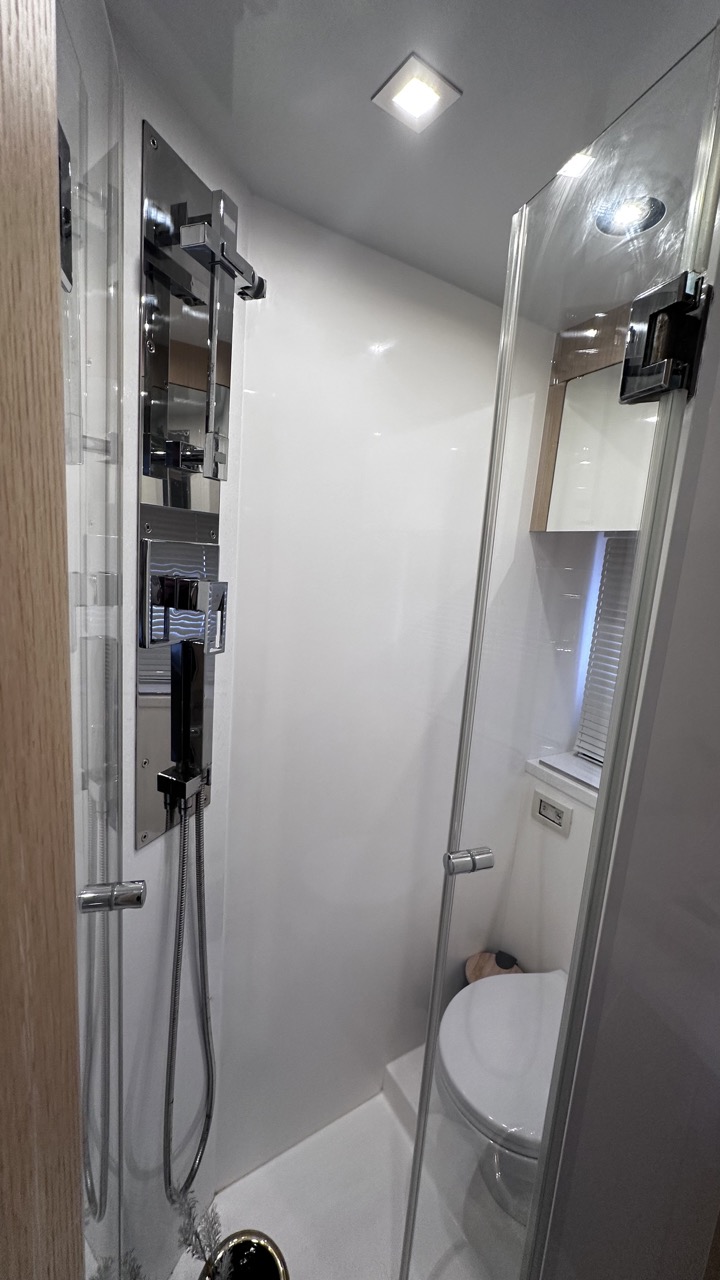 Galeon 460, 2017 image 23