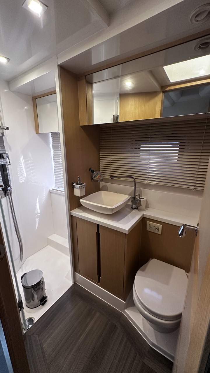 Galeon 460, 2017 image 24