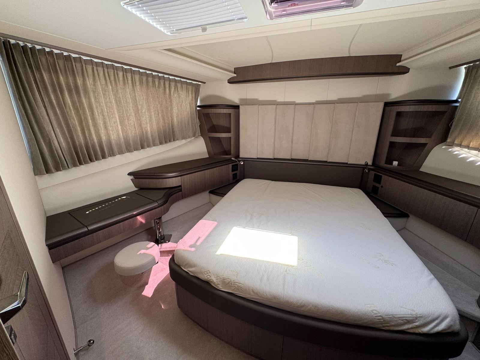 Galeon 560 Fly, 2024 image 22