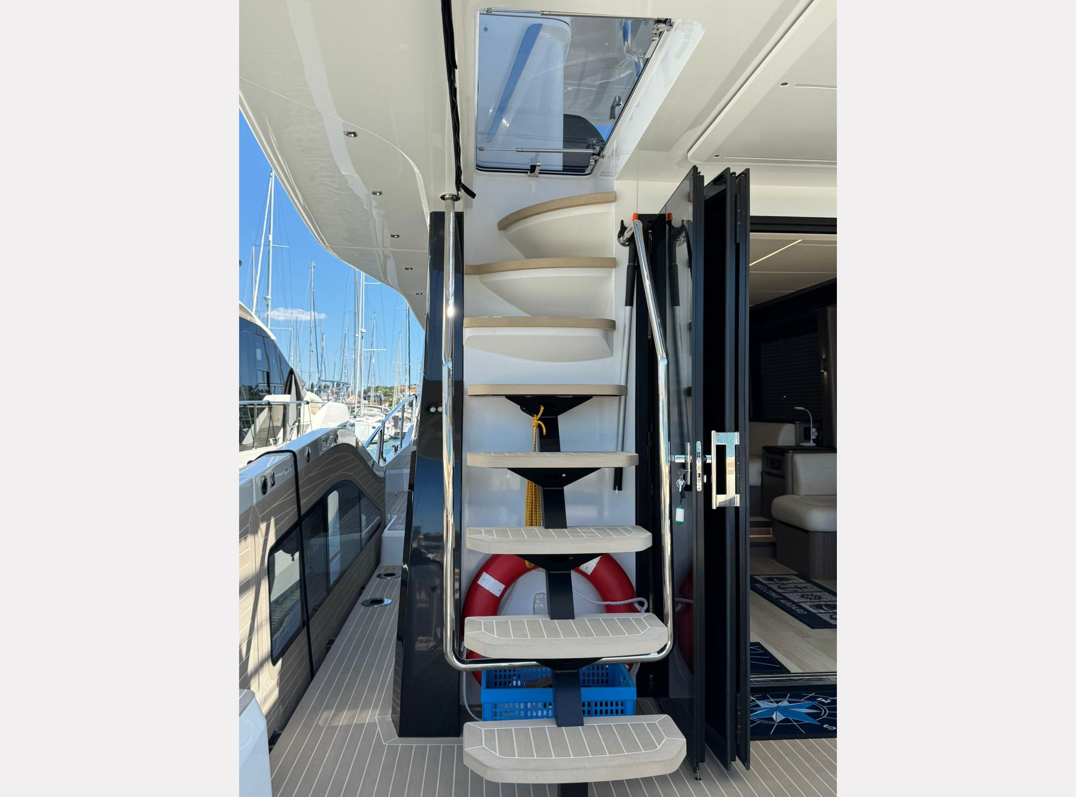 Galeon 560 Fly, 2024 image 25