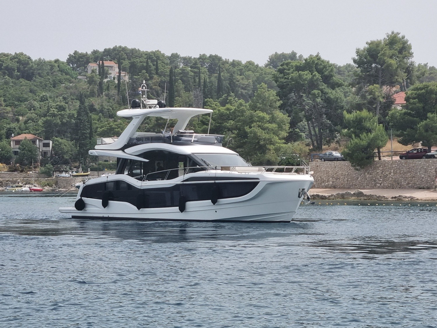Galeon 560 Fly, 2024 image 3