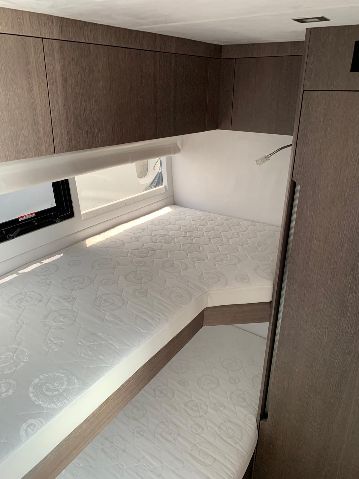 Galeon 500 Fly, 2019 image 22