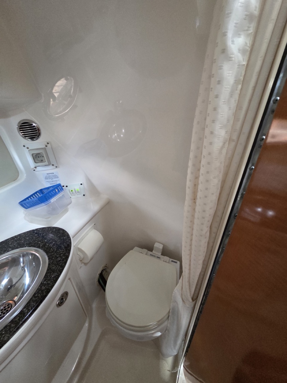 Chaparral 270, 2008 image 24