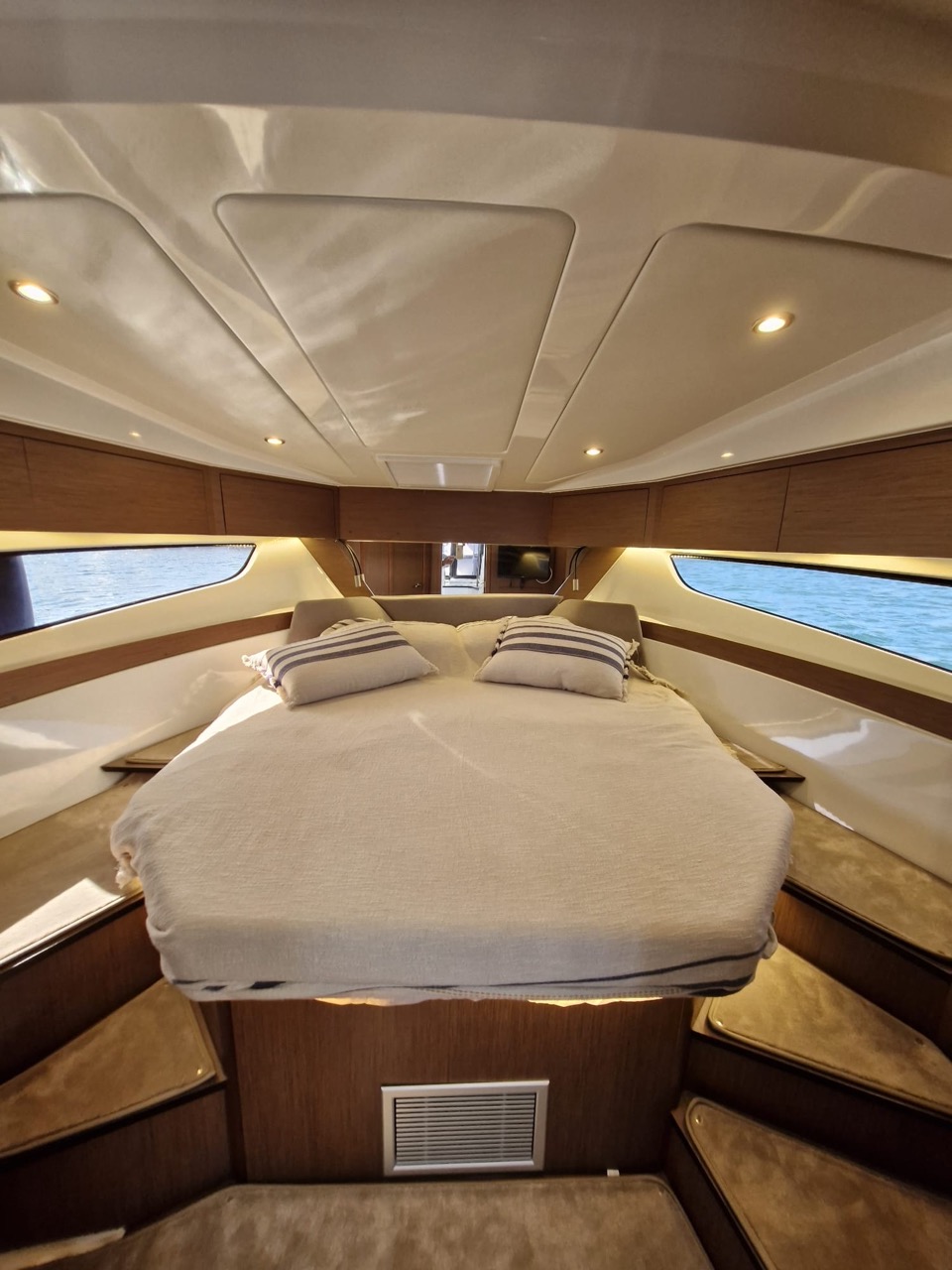 Beneteau Antares 11 Fly, 2022 image 23