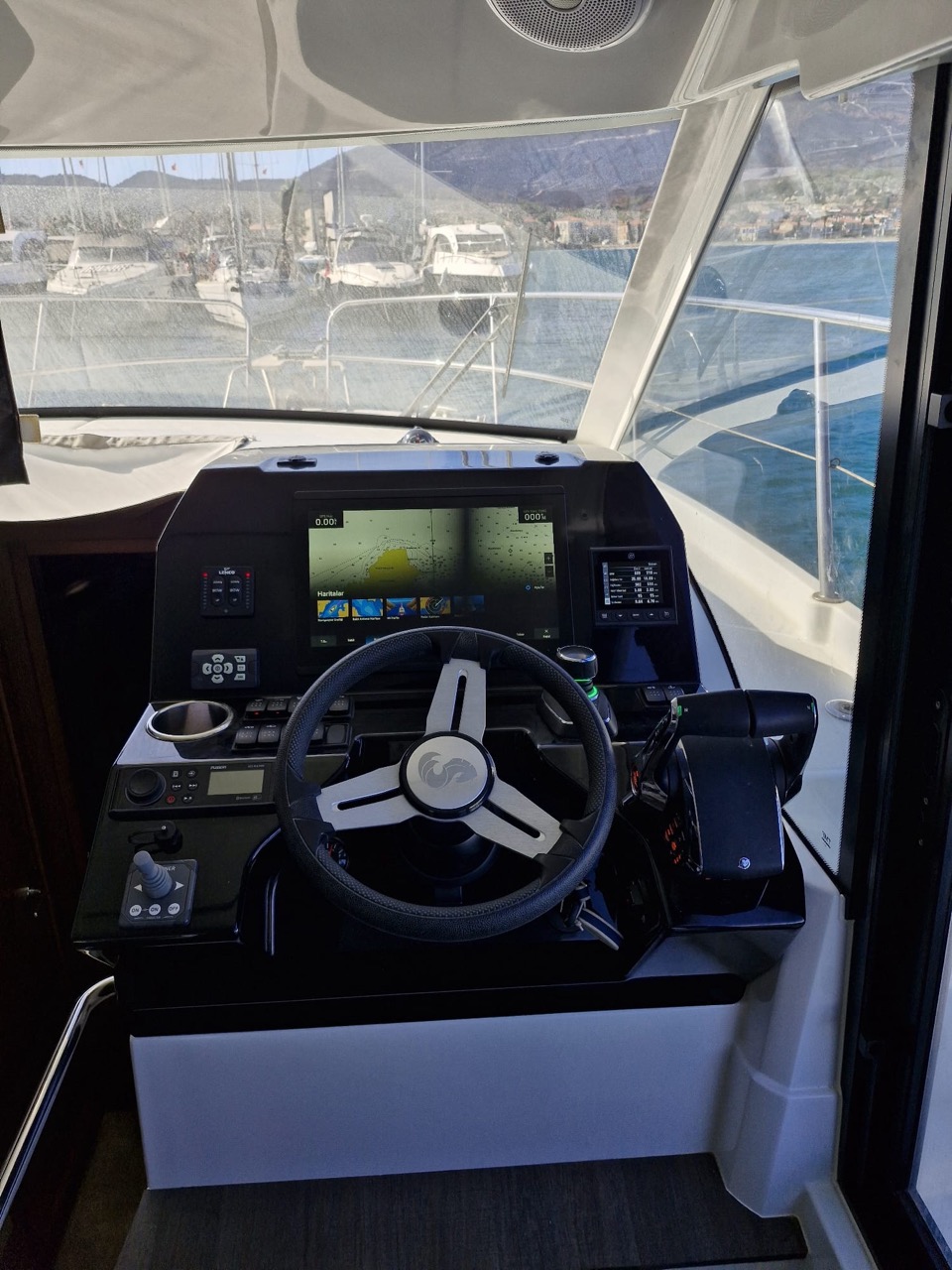 Beneteau Antares 11 Fly, 2022 image 24